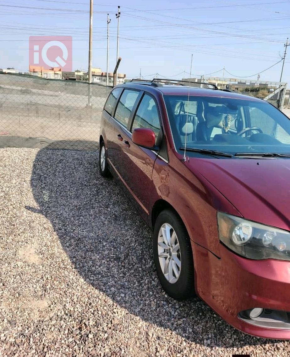 دودج جراند كارافان